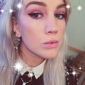 Meet your Posher, Zayda